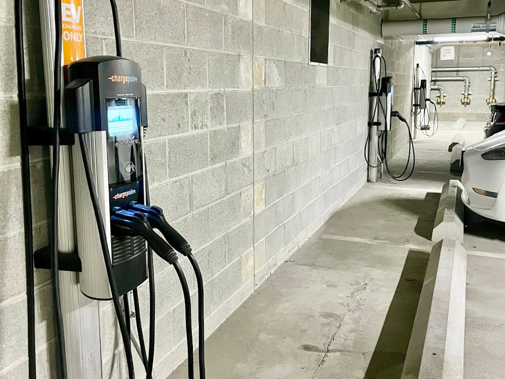 Chicago Apartments With EV Charging Stations